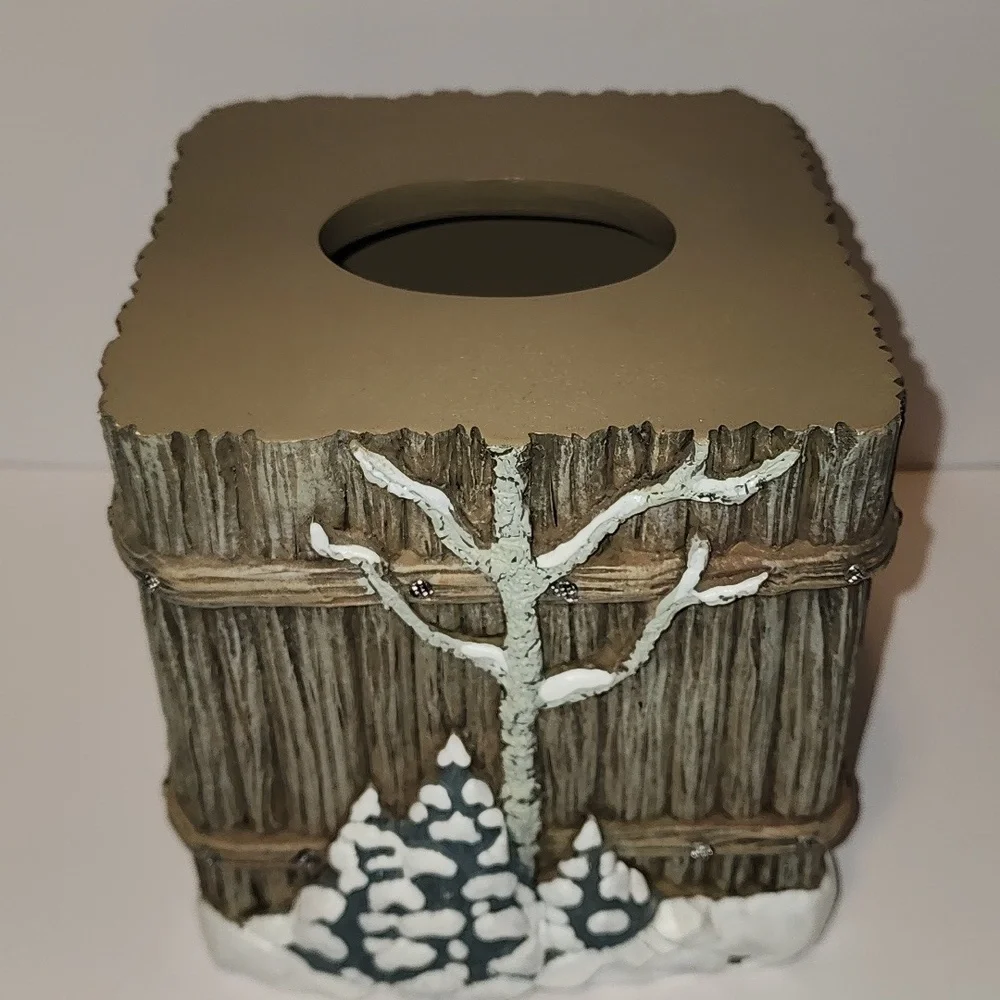 Winter Fun Jeffery Senern Decorative Bear Tissue Box Cover